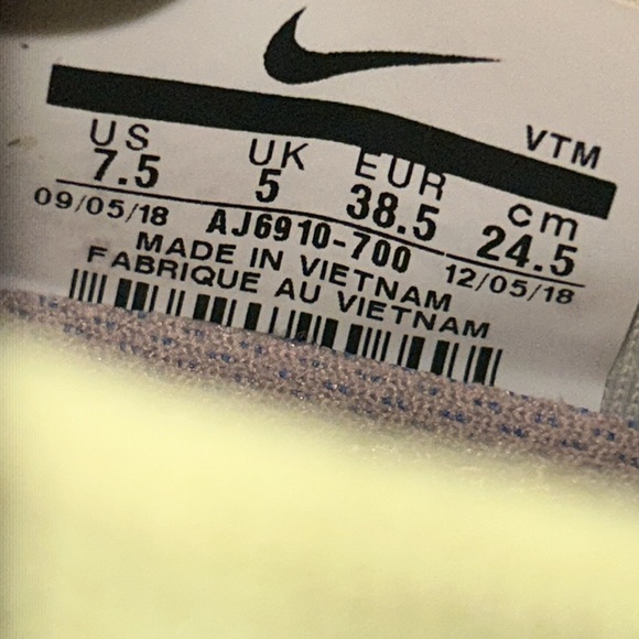 Nike Air VaporMax FlyKnit 3 “Barely Volt” Women’s Size 7.5 - Picture 8 of 11